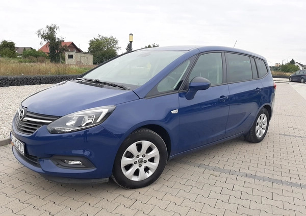 Opel Zafira cena 46900 przebieg: 186000, rok produkcji 2018 z Leszno małe 154